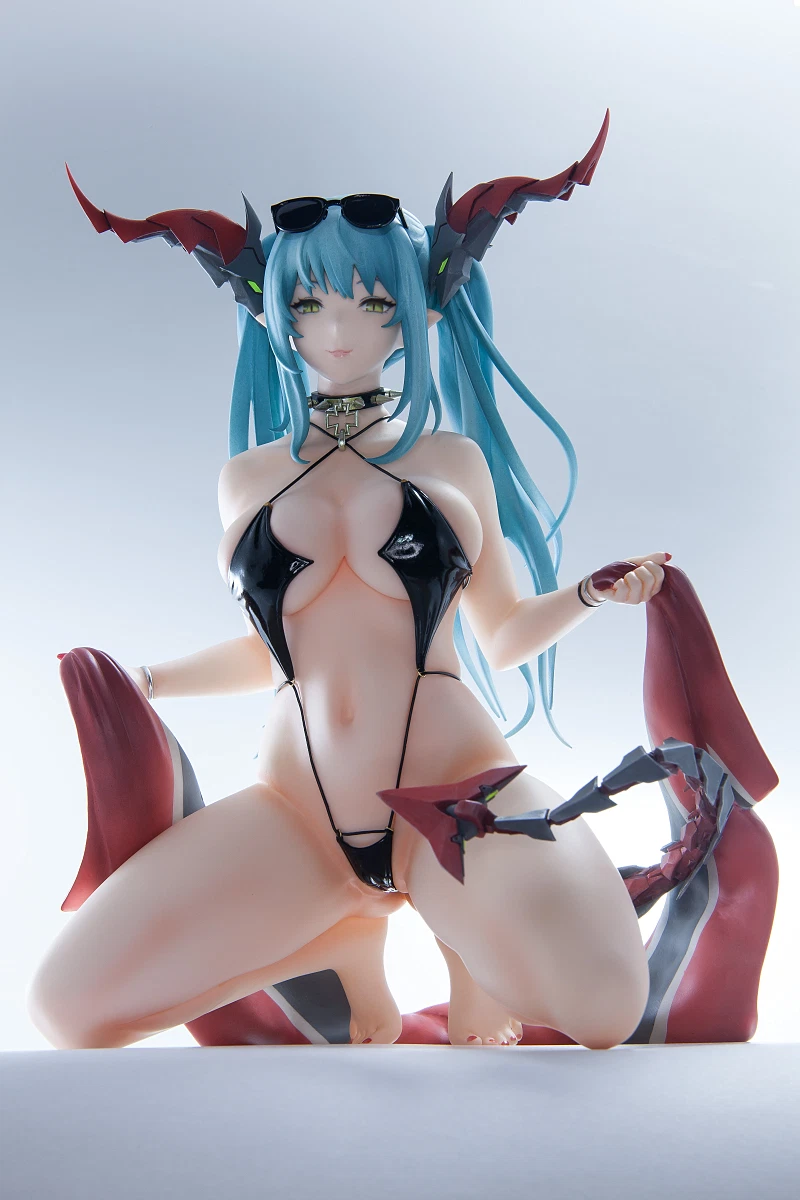 Resin Figure Kit 1/6 Azur lane Regina Garage Resin Model Kit