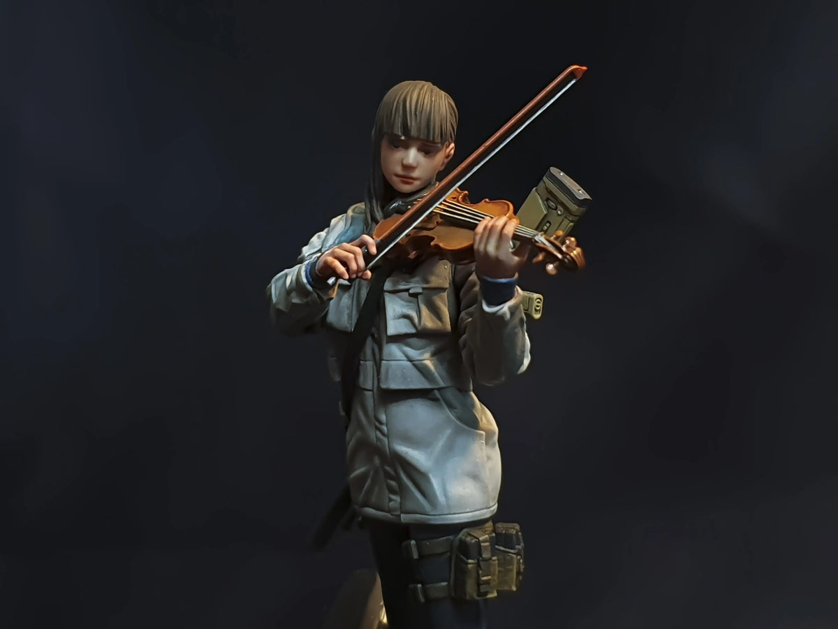 Resin Figure Kit 1/20 Resistance Violinist Unpainted Garage Resin Kit
